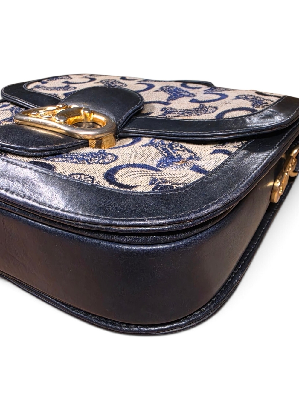 Vtg. CELINE C Sulky Horse & Carriage Jacquard Navy Canvas Purse (Retail $1500+) - Picture 6 of 17